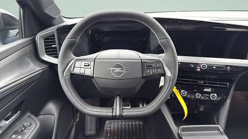 Opel Mokka (2025) GS 1.2 TURBO (96kW/130k) AT8/6 - fotka 16 z 23