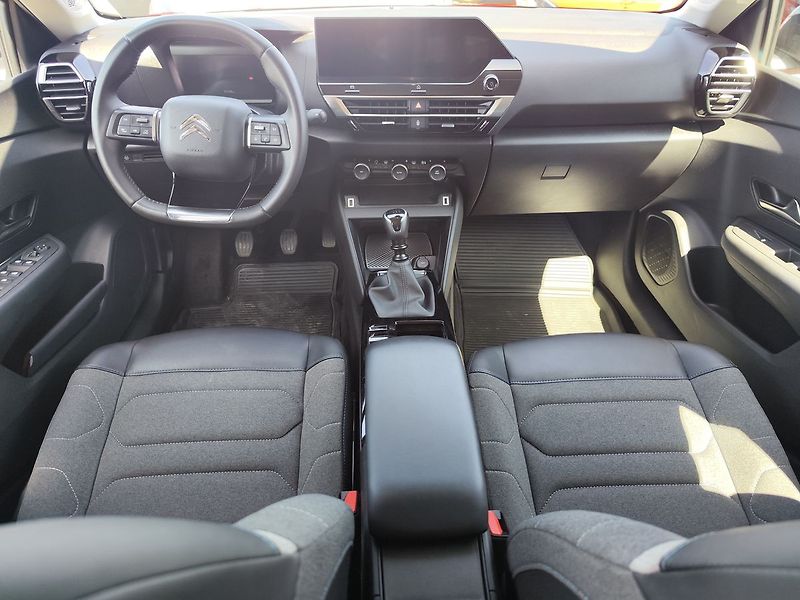 Citroën C4 1.2 Puretech/96kW Feel S&S - fotka 11 z 29