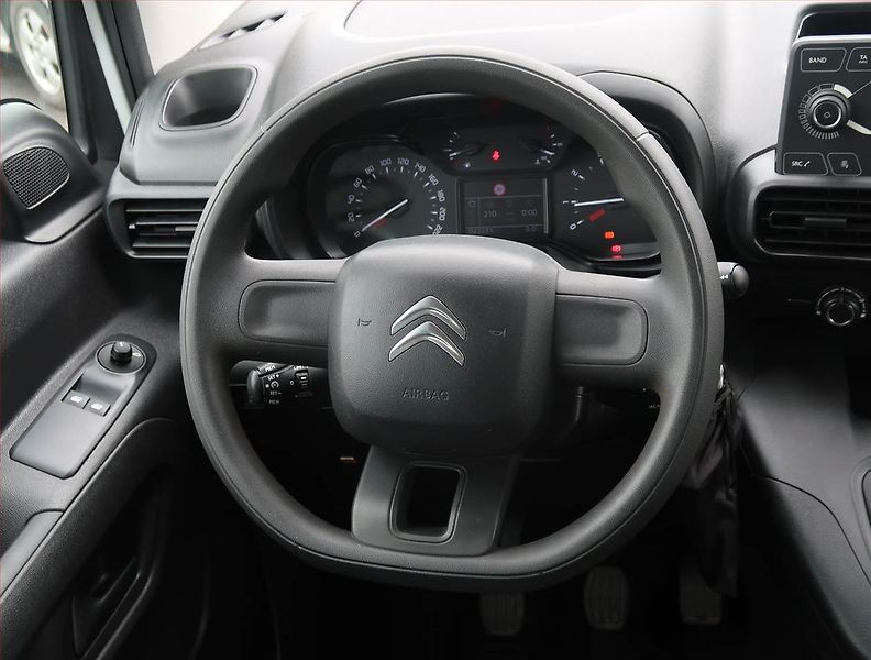 Citroën Berlingo (2022) Live Pack 1.2 PureTech, 5Míst - fotka 15 z 20