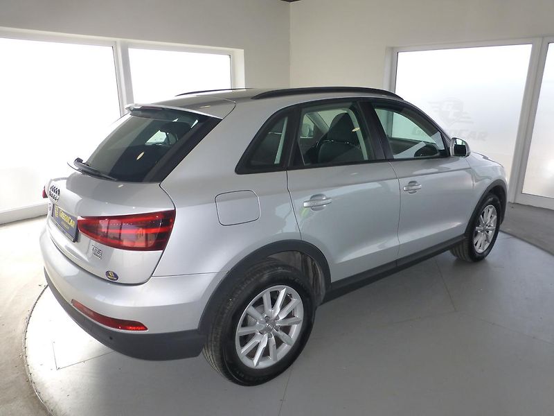Audi Q3 (2012) 2,0TSI-125KW*NAVI**PARK.S**4X4 - fotka 5 z 26