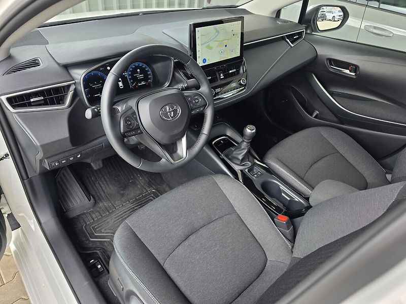 Toyota Corolla 1,5i / 92 kW Comfort Tech - fotka 6 z 25