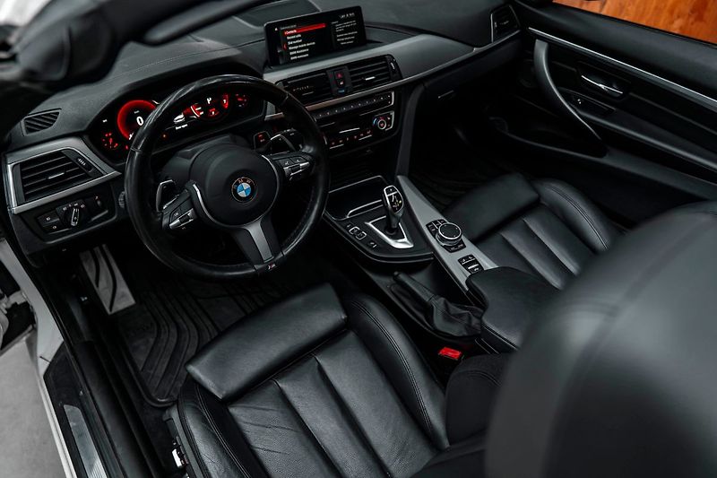 BMW Řada 4 i - fotka 9 z 21