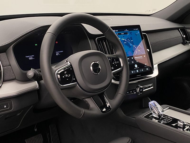 Volvo XC90 (2026) T8 AWD BLACK EDITION PLUS 7m - fotka 4 z 72