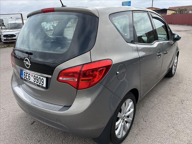 Opel Meriva 1,4 i 88KW AUTOMAT AC SERVIS - fotka 6 z 39