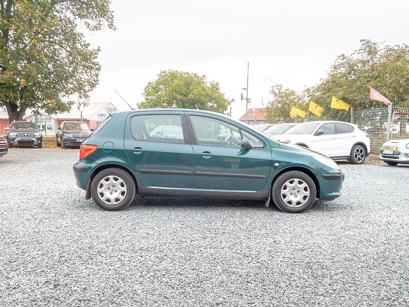 Peugeot 307 (2006) 1.6i 16V 80KW – VÝHŘEV SED - fotka 4 z 38