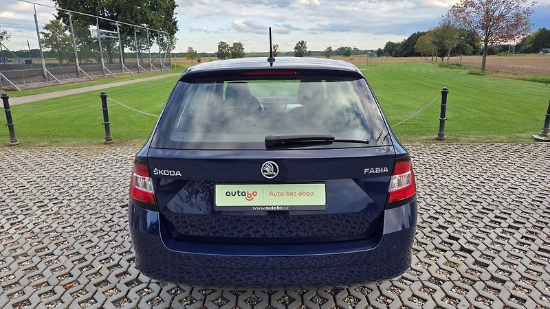 Škoda Fabia (2018)  Rezervováno: 1.0 TSI 81 kW - fotka 7 z 24
