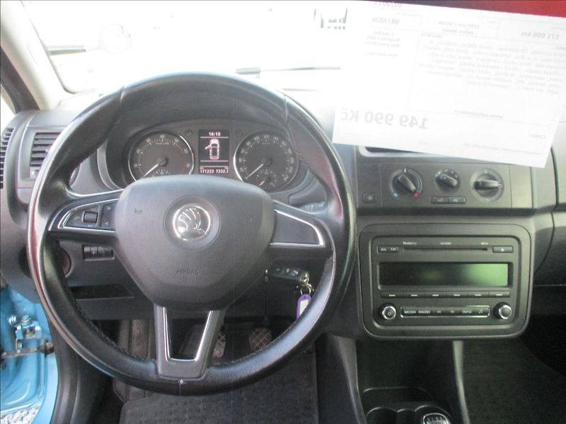 Škoda Roomster 1,2 TSI, klima, vyhř.sedadla, - fotka 14 z 21