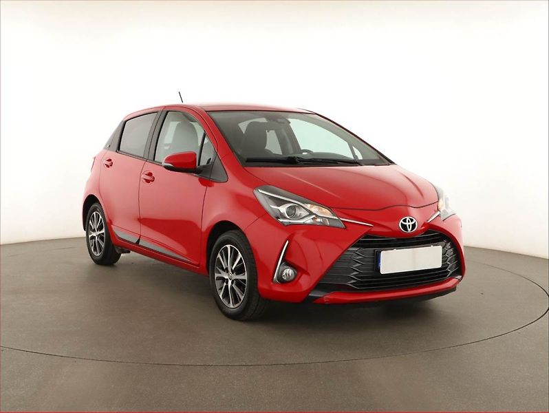 Toyota Yaris (2020) Y20 1.5 Dual VVT-i, ČR,1.maj - fotografie inzerátu