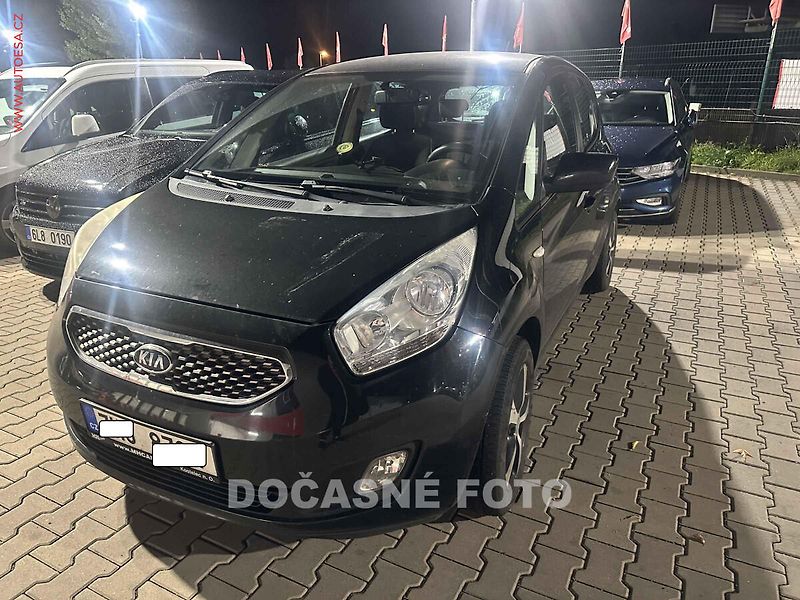 Kia Venga (2010) 1.4i, 2.maj, AC, park. senzor - fotka 1 z 3