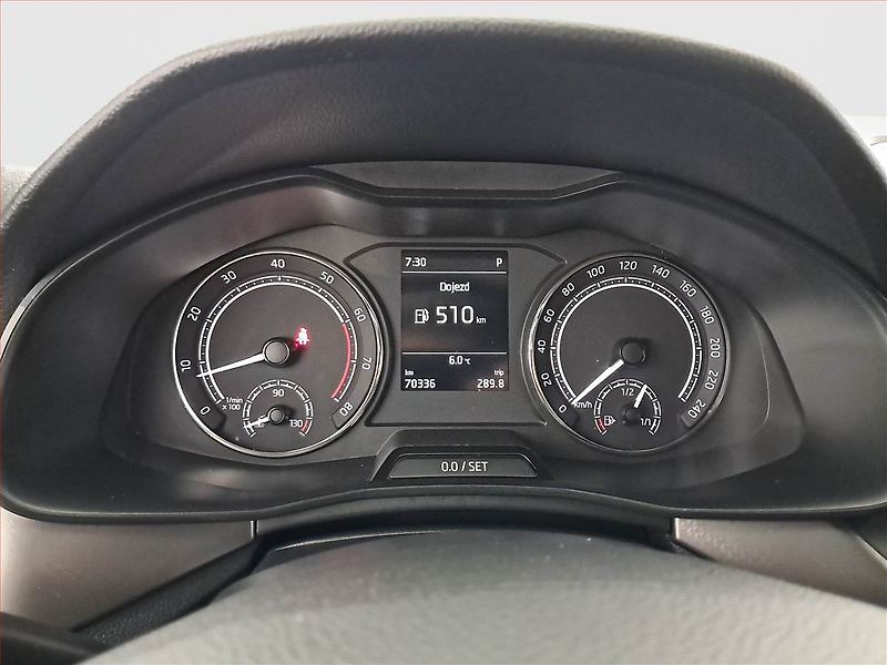 Škoda Scala (2019) Style 1.5 TSI, Automat - fotka 11 z 16