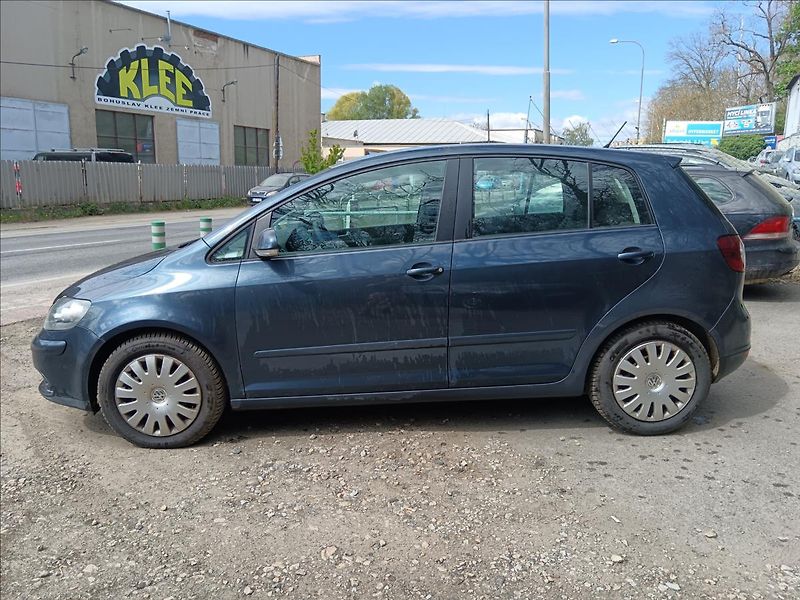 Volkswagen Golf Plus 1,9 TDi - fotka 6 z 20
