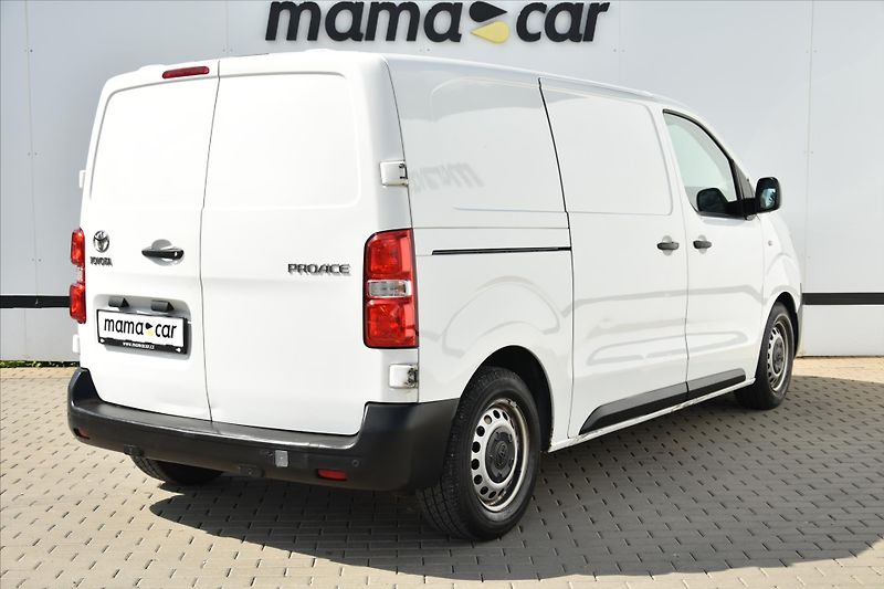 Toyota ProAce 1.6 D-4D 85kW L2 ACTIVE DPH ČR - fotka 2 z 3