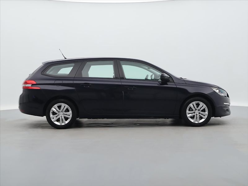 Peugeot 308 SW 1,6 HDI  Aut.klima - fotka 8 z 27