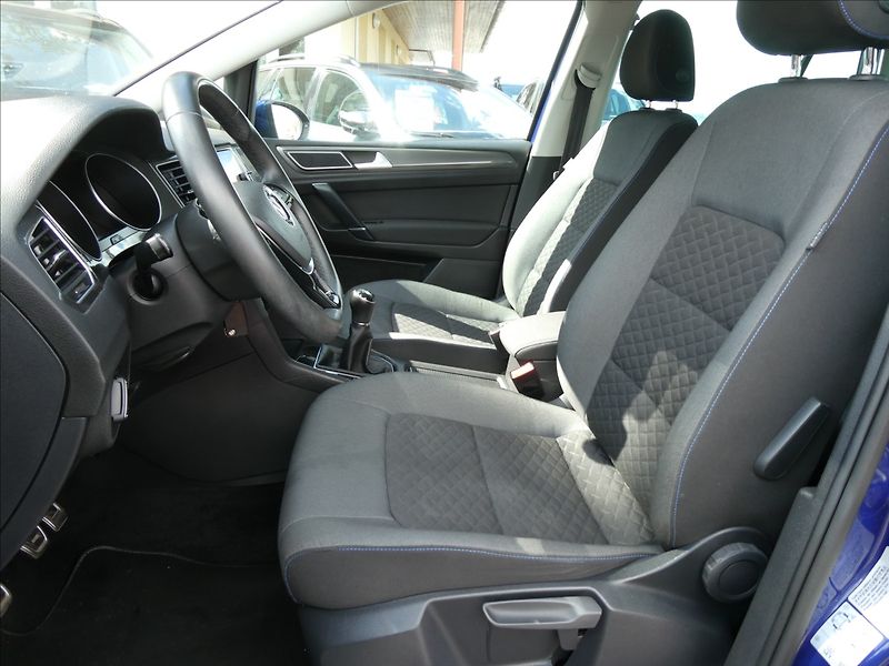 Volkswagen Golf Sportsvan 1,5 TSi 96kW Join,LED,navigace - fotka 16 z 44