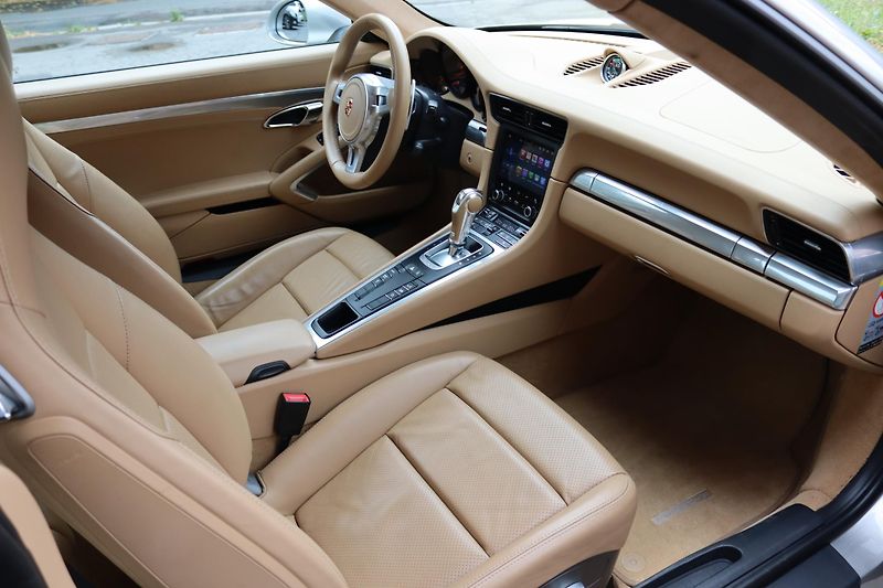 Porsche 911 991.1 CARRERA S 3.4 PDK 257k - fotka 38 z 44