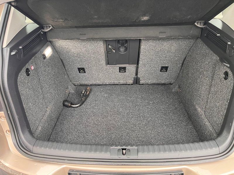 Volkswagen Tiguan (2012) 2.0 TDi TZ - fotka 13 z 24