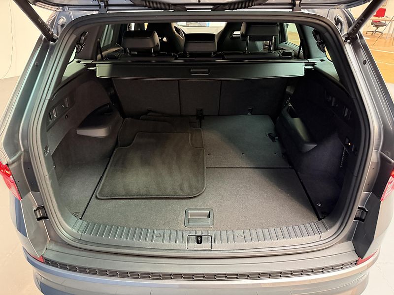 Škoda Kodiaq 2.0 TDI 147 kW Sportline Excl. - fotka 14 z 17