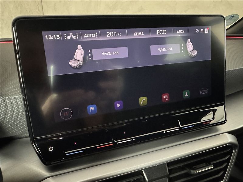 Seat Leon 1,4 TSi  e-Hybrid FR Line LED - fotka 46 z 50