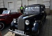 Nablýskané historické vozidla a motorky obsadily v neděli 19. května centrum Prostějova. 19.5. 2024