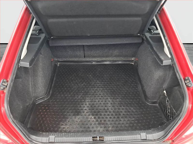 Škoda Octavia (2010) 1.9 TDI , po STK, rezervace - fotka 14 z 15