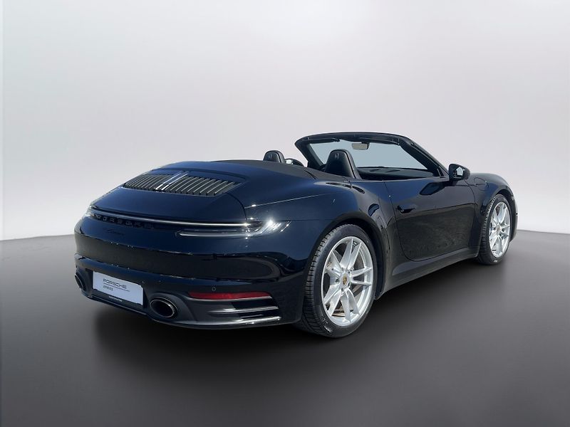 Porsche 911 (2020) Carrera - fotka 23 z 25