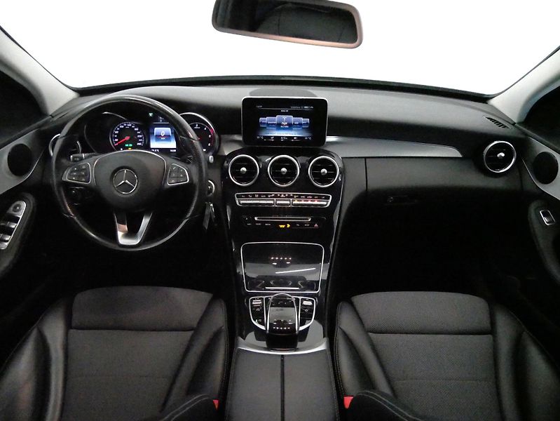 Mercedes-Benz Třídy C - fotka 5 z 29