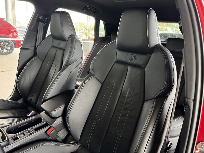 Audi S3 2,0TFSI Quattro*228kW*Head-Up - fotka 15 z 36