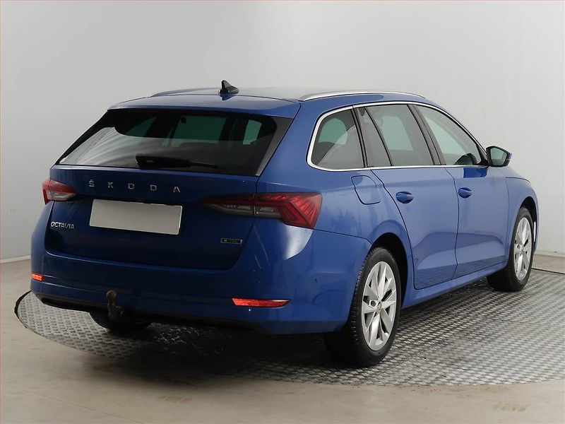 Škoda Octavia (2021) Style 1.5 TSI e-tec, Automat - fotka 5 z 21