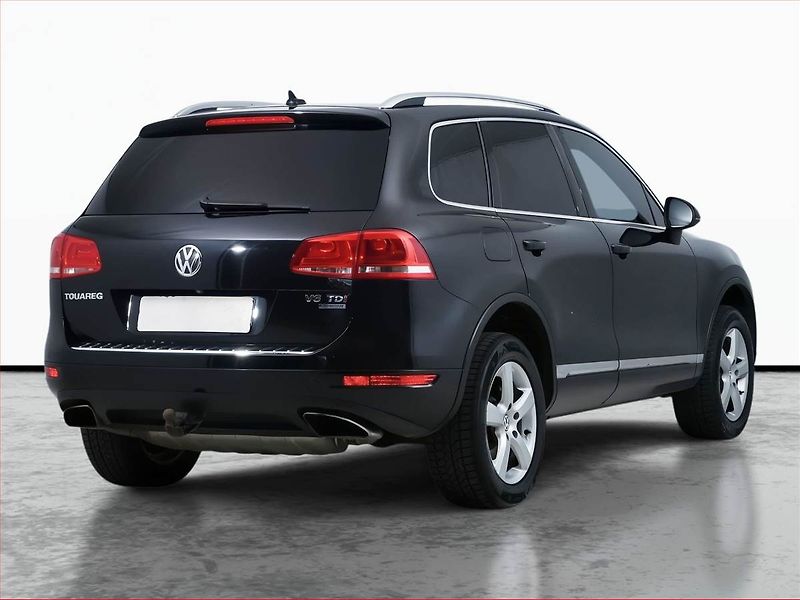 Volkswagen Touareg (2010) 3.0 TDI, 4X4, Automat, Navi - fotka 5 z 21