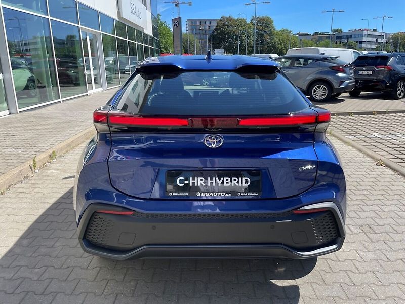 Toyota C-HR 1,8 Comfort Business - fotka 6 z 11