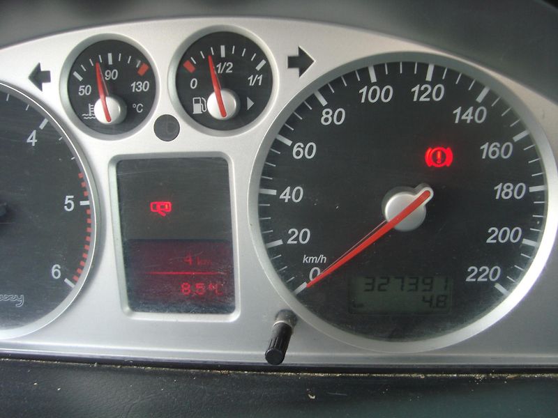 Ford Galaxy (2005) 1,9TDI - fotka 12 z 16