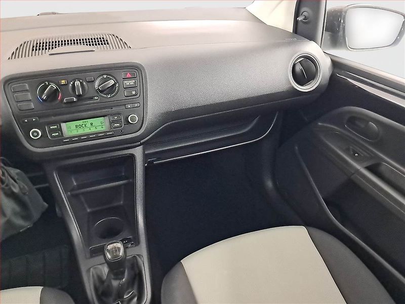 Škoda Citigo (2014) Ambition 1.0 MPI - fotka 8 z 14