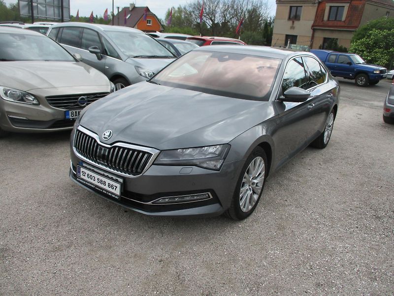 Škoda Superb (2023) IV 2,0 TDi - fotka 1 z 12