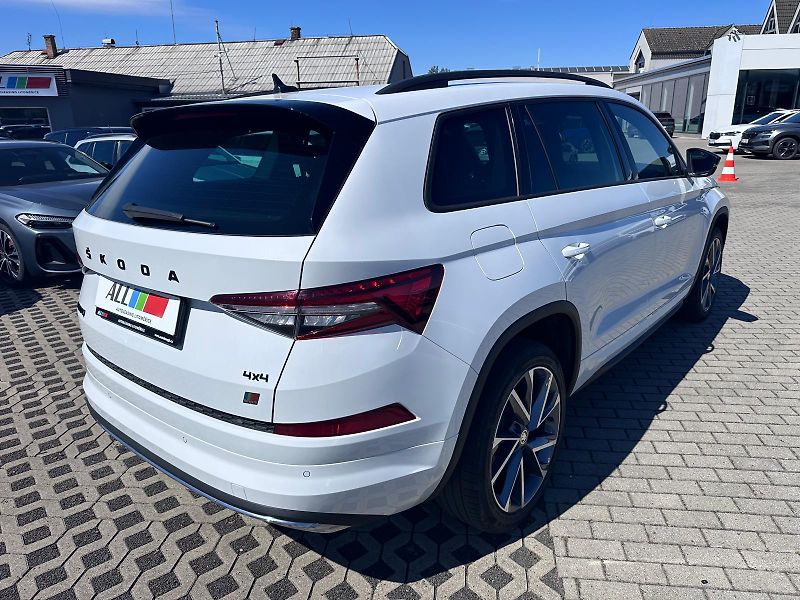 Škoda Kodiaq 2.0 TDI 4X4 DSG SportLine - fotka 2 z 18