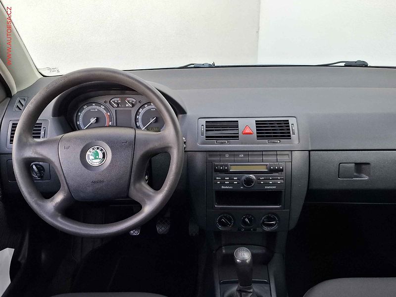 Škoda Fabia (2004) 1.4 16V, Tempomat - fotka 8 z 14