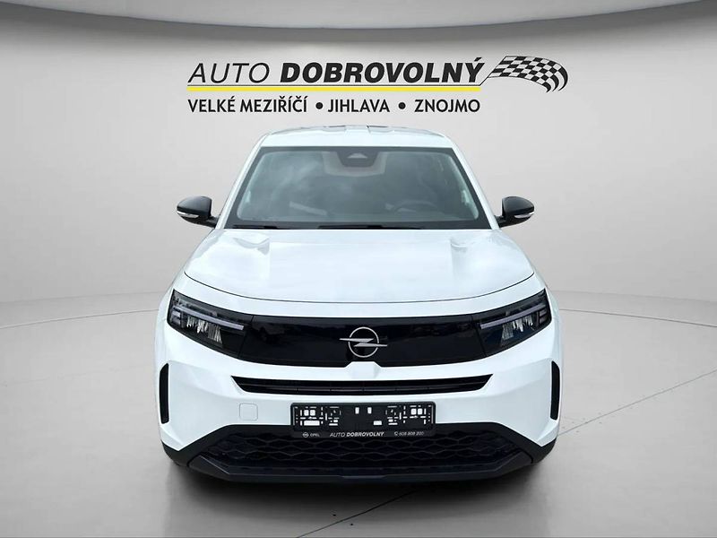 Opel Frontera (2026) Edition Hybrid 1.2 TURBO (81kW - fotka 12 z 23