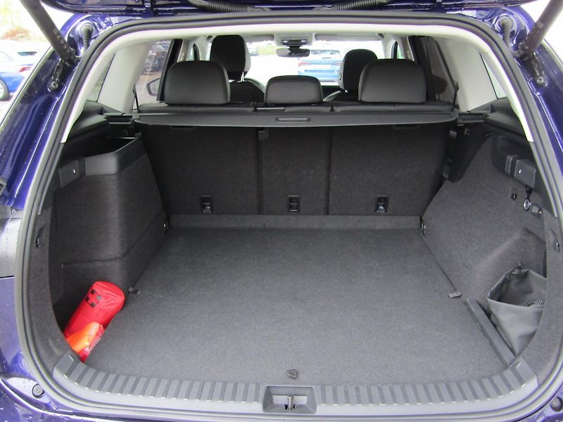 Volkswagen Tayron (2025) People 1,5 TSI 150 KW - fotka 15 z 30