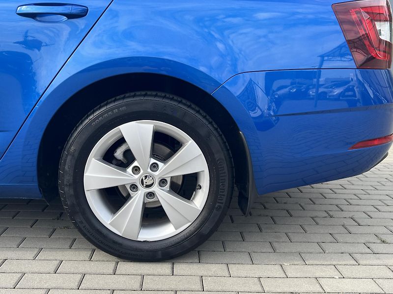 Škoda Octavia (2020) 1,6TDi 85kW STYLE - fotka 34 z 37