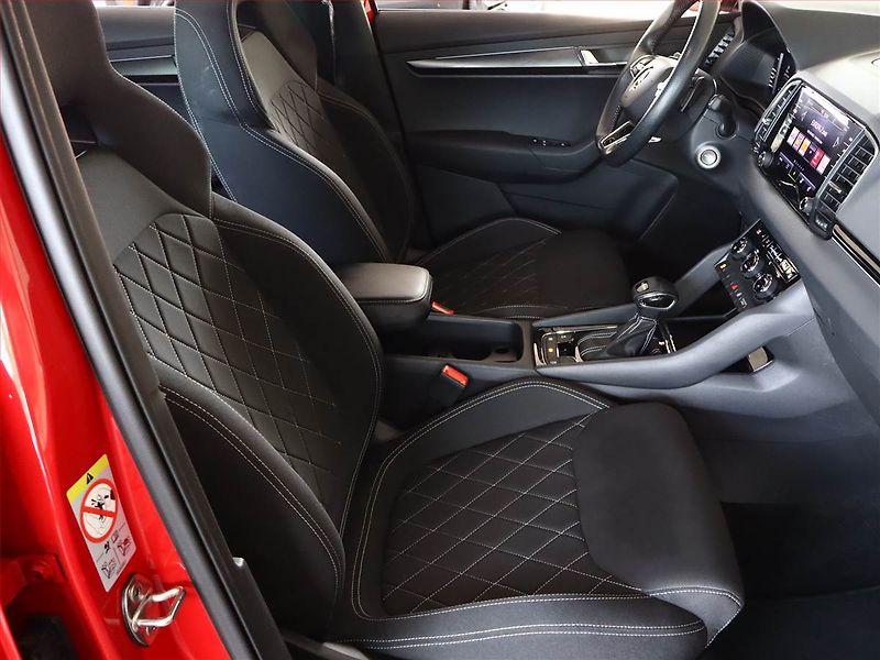 Škoda Karoq (2023) Sportline 1.5 TSI - fotka 7 z 22