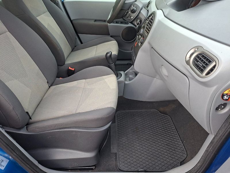Renault Modus (2007) 1.2i 55kW -KLIMATIZACE - fotka 17 z 38