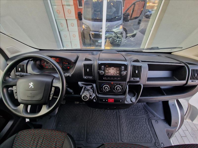 Peugeot Boxer 2.2HDI 103kW L4H2,ČR,1.Maj. - fotka 25 z 48