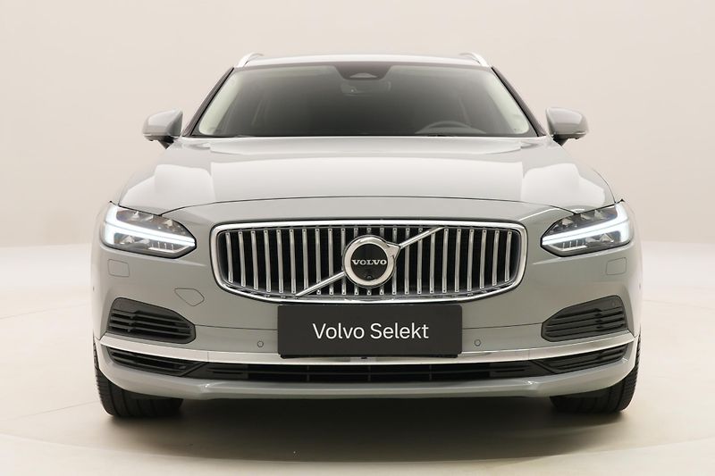 Volvo V90 T6 AWD RECHARGE REZERVACE - fotka 16 z 58