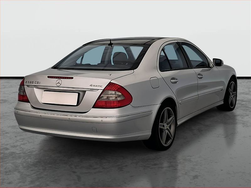 Mercedes-Benz Třídy E (2006) Avantgarde E 320 CDI 4MATIC - fotka 5 z 18