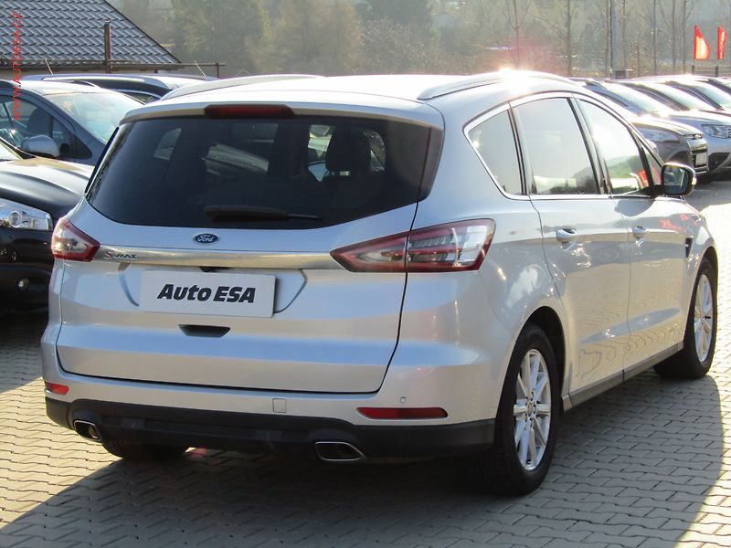 Ford S-MAX (2017) 2.0 TDCi 4x4, AT, LED, kamera - fotka 6 z 24