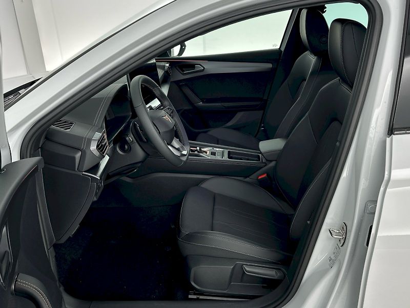Cupra Leon (2026) ST 2.0 TSI 150kW 4x4 DSG - fotka 7 z 30