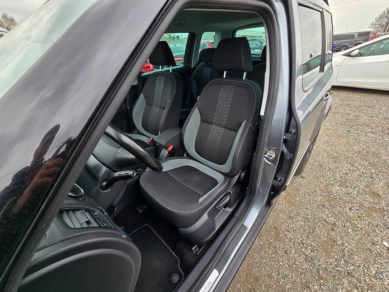 Škoda Yeti (2013) 2.0 TDi 81KW Advent - fotka 10 z 23