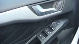 Ford Focus (2018) Trend Edition Plus 1.0EcoBoost - náhled 10