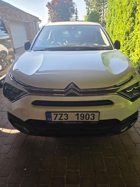 Citroën C4 (2022) - fotka 3 z 4