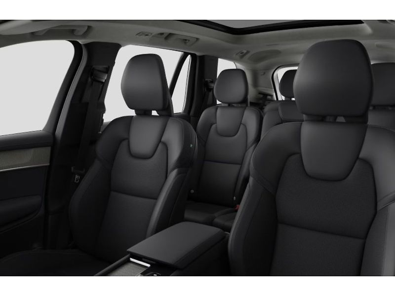 Volvo XC90 Ultra Bright B5 184kW - fotka 12 z 13