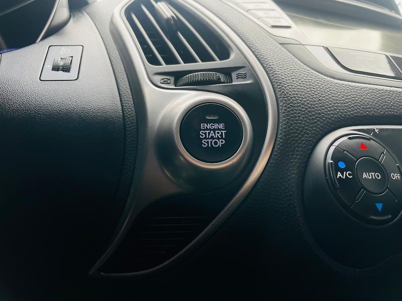 Hyundai ix35 2.0i 4x4 1MAJIITEL KAMER TAŽNÉ - fotka 40 z 46